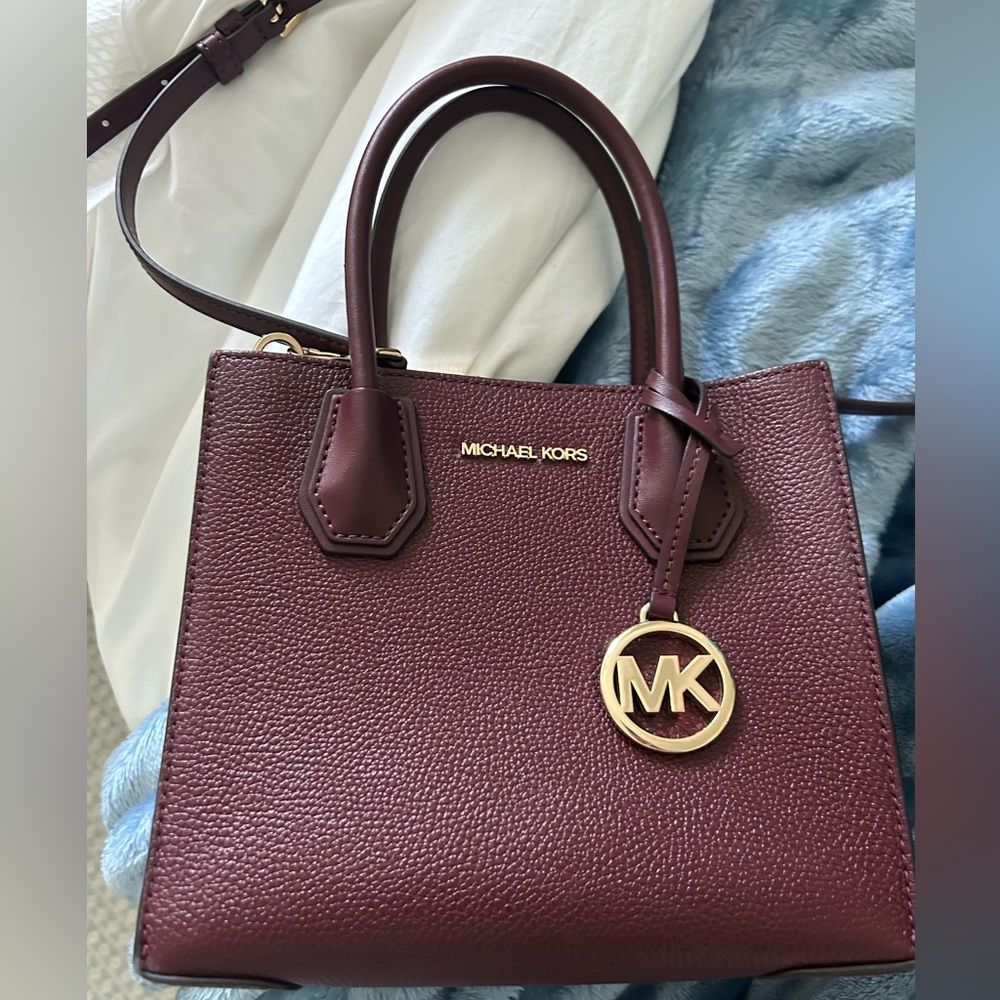 Michael Kors Crossbody. Gently used